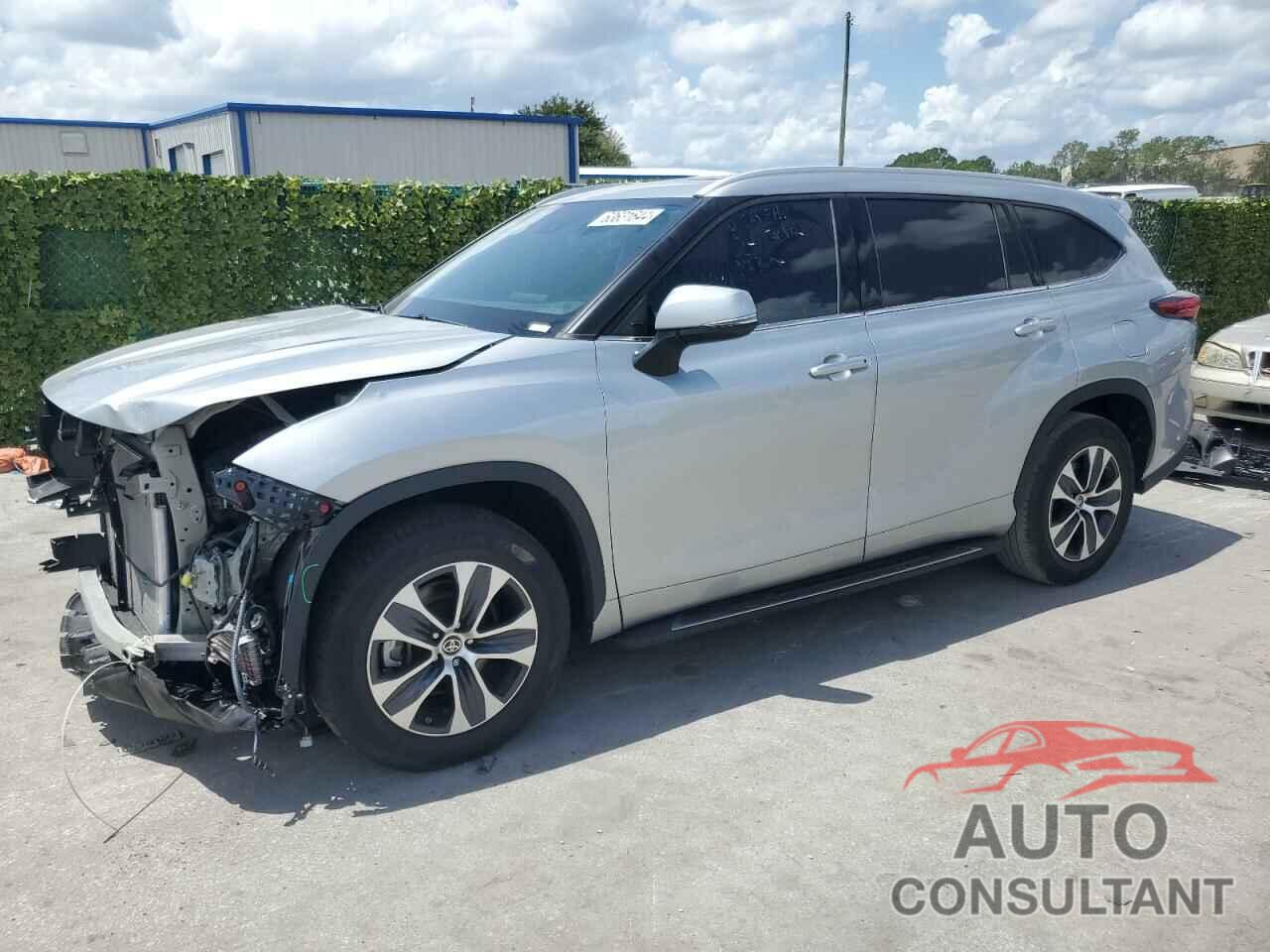 TOYOTA HIGHLANDER 2022 - 5TDGZRAH2NS555338