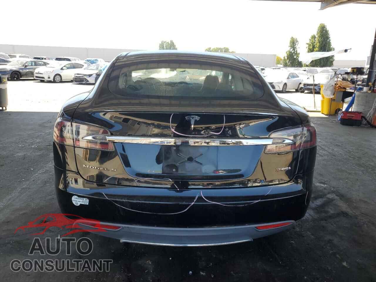 TESLA MODEL S 2013 - 5YJSA1CP1DFP27563