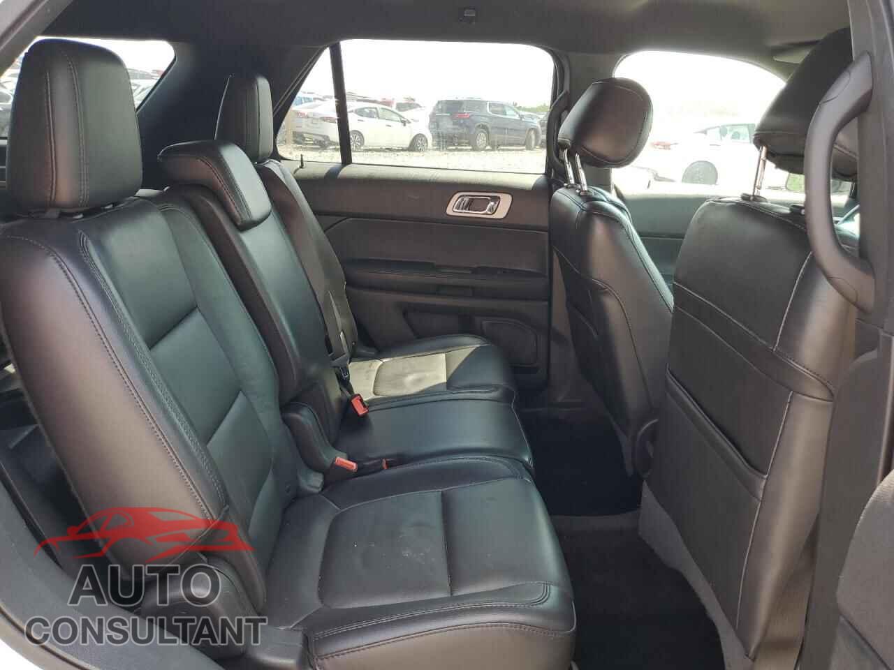 FORD EXPLORER 2015 - 1FM5K7D82FGA92555