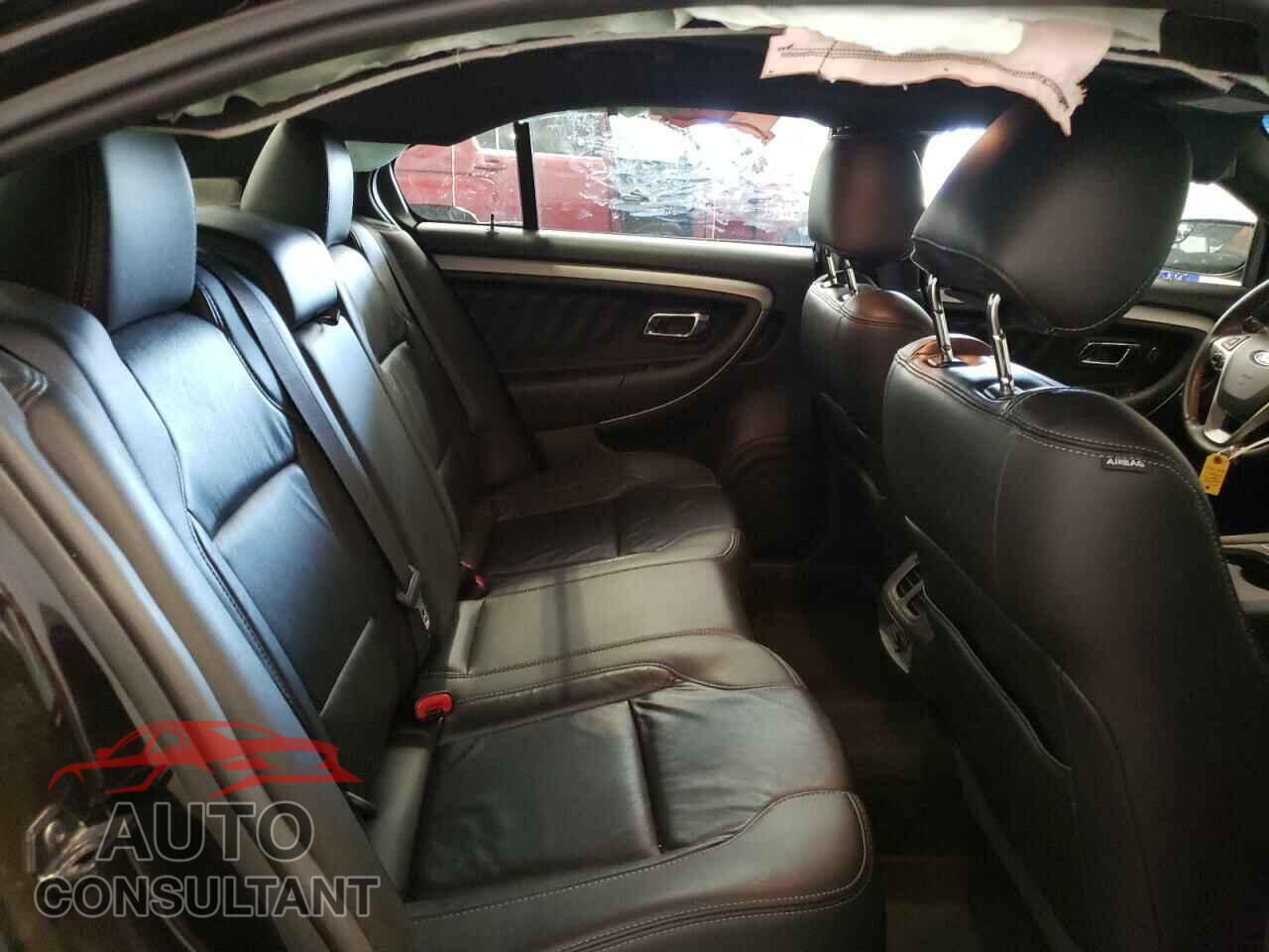 FORD TAURUS 2018 - 1FAHP2H87JG127928