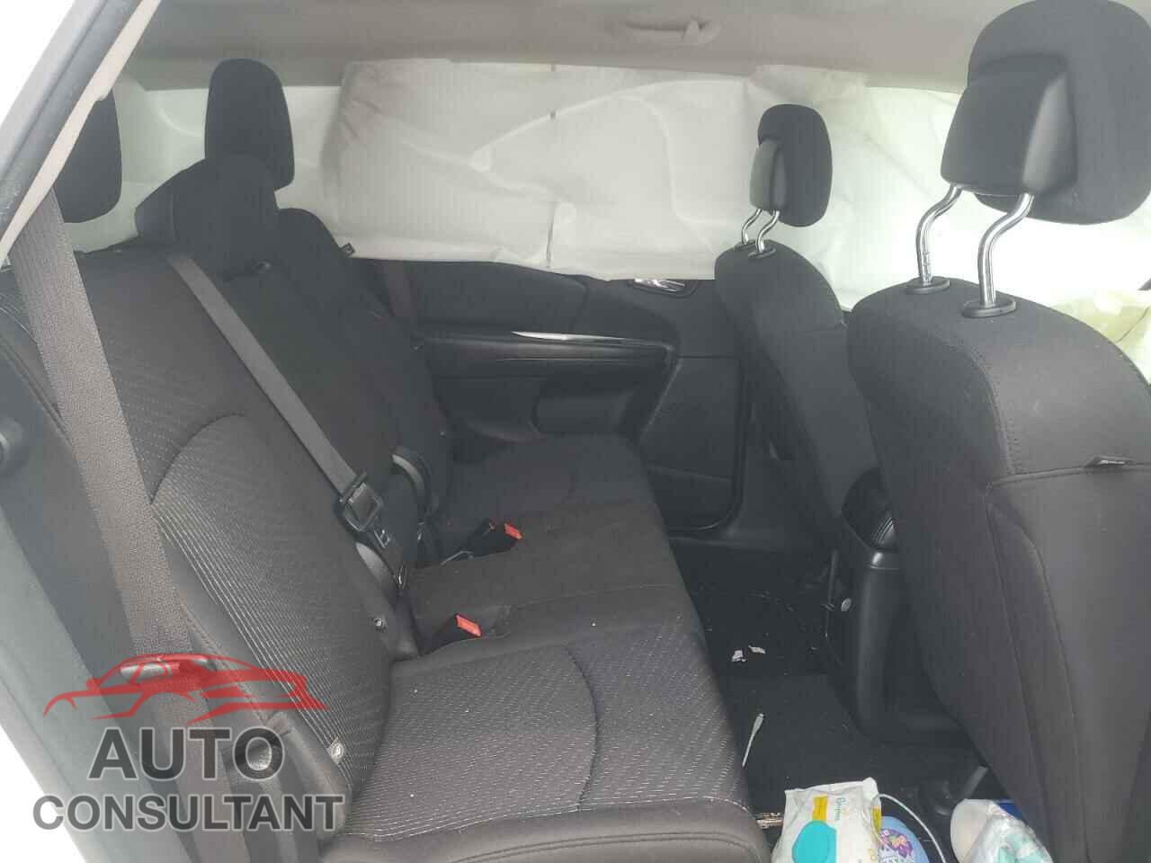 DODGE JOURNEY 2018 - 3C4PDCAB1JT534777