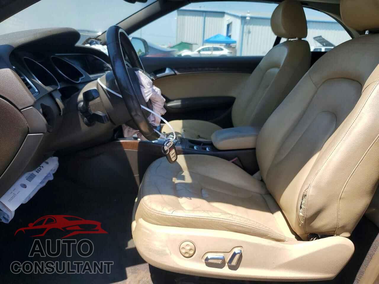 AUDI A5 2014 - WAULFAFH8EN003962