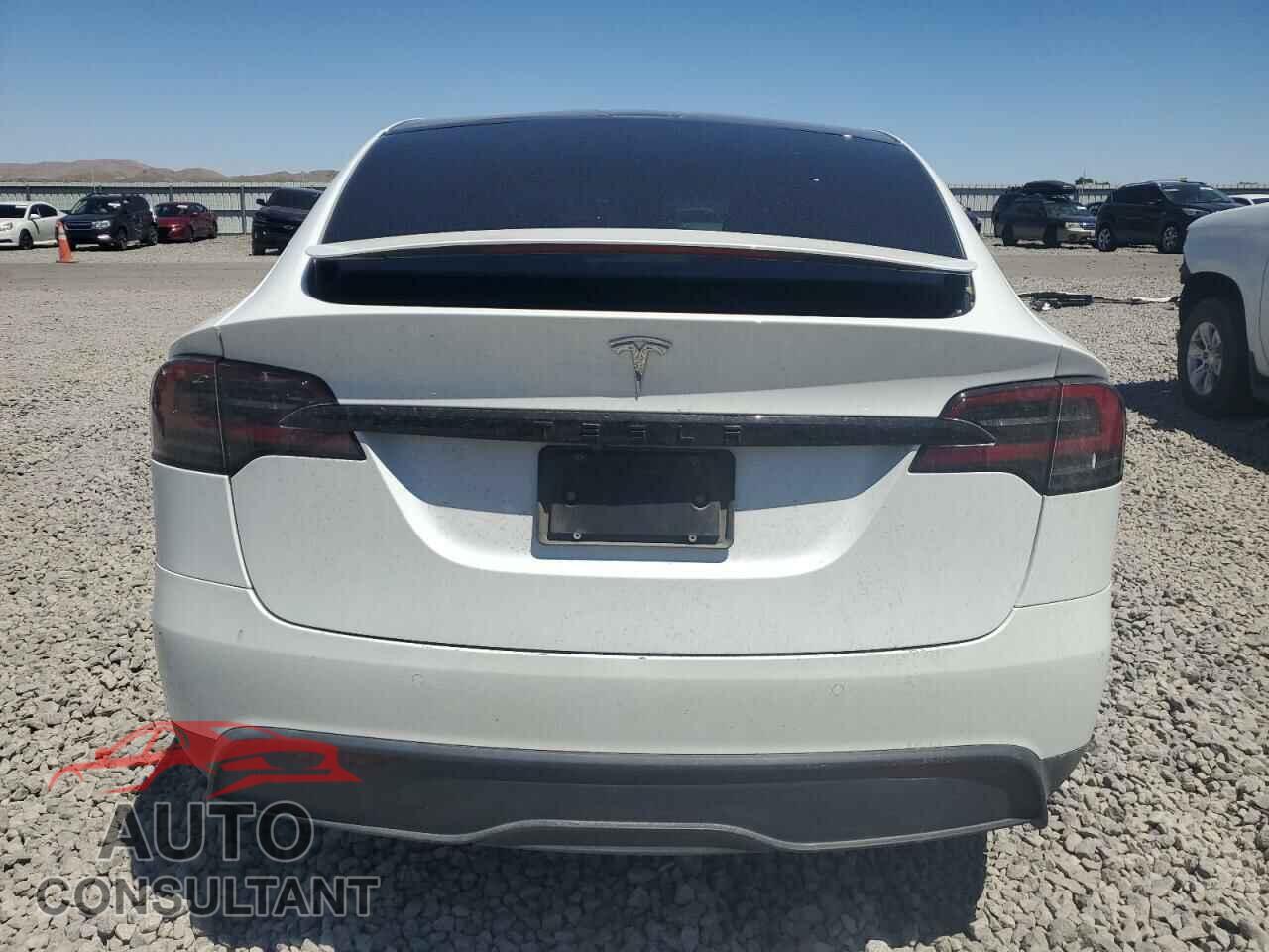 TESLA MODEL X 2023 - 7SAXCBE50PF366609