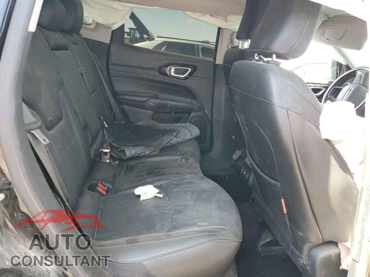JEEP COMPASS 2022 - 3C4NJDDB6NT102497