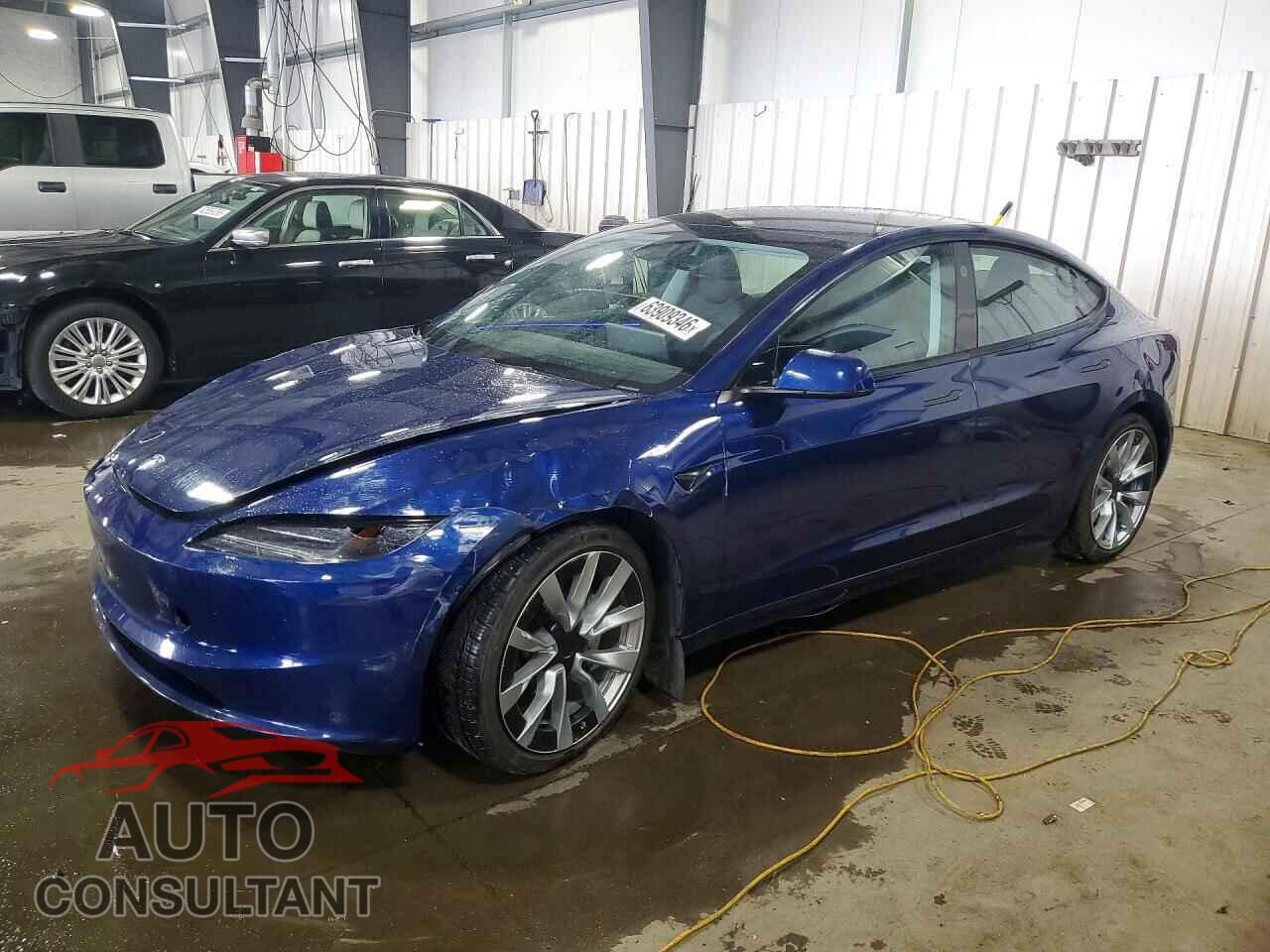TESLA MODEL 3 2024 - 5YJ3E1EB8RF731207