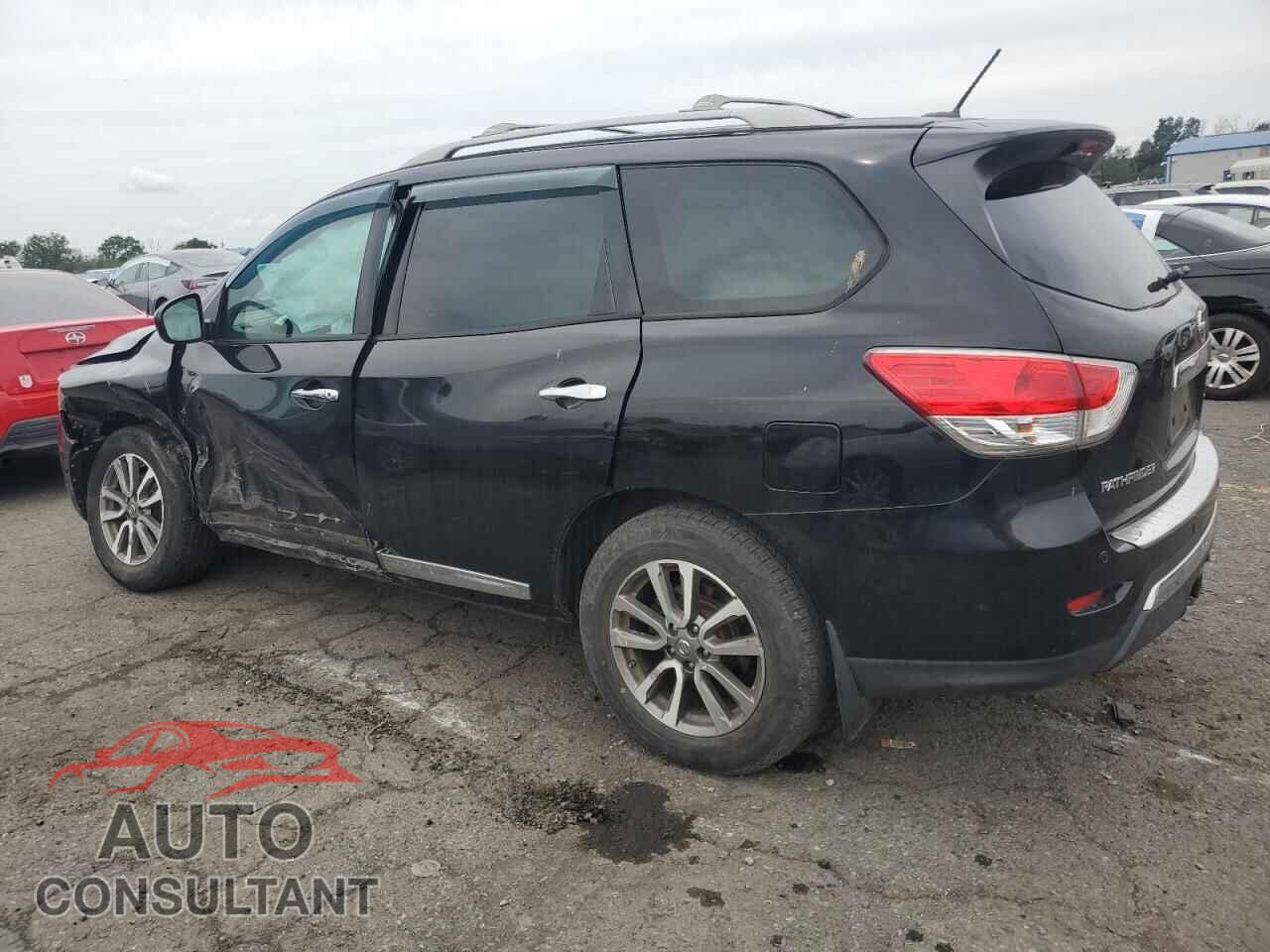 NISSAN PATHFINDER 2013 - 5N1AR2MM0DC645105
