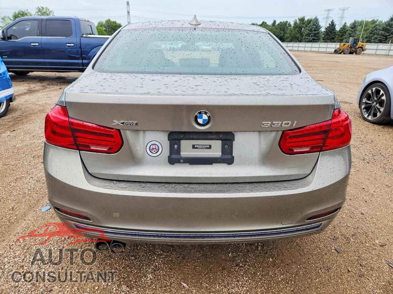 BMW 3 SERIES 2018 - WBA8D9C52JEB35472