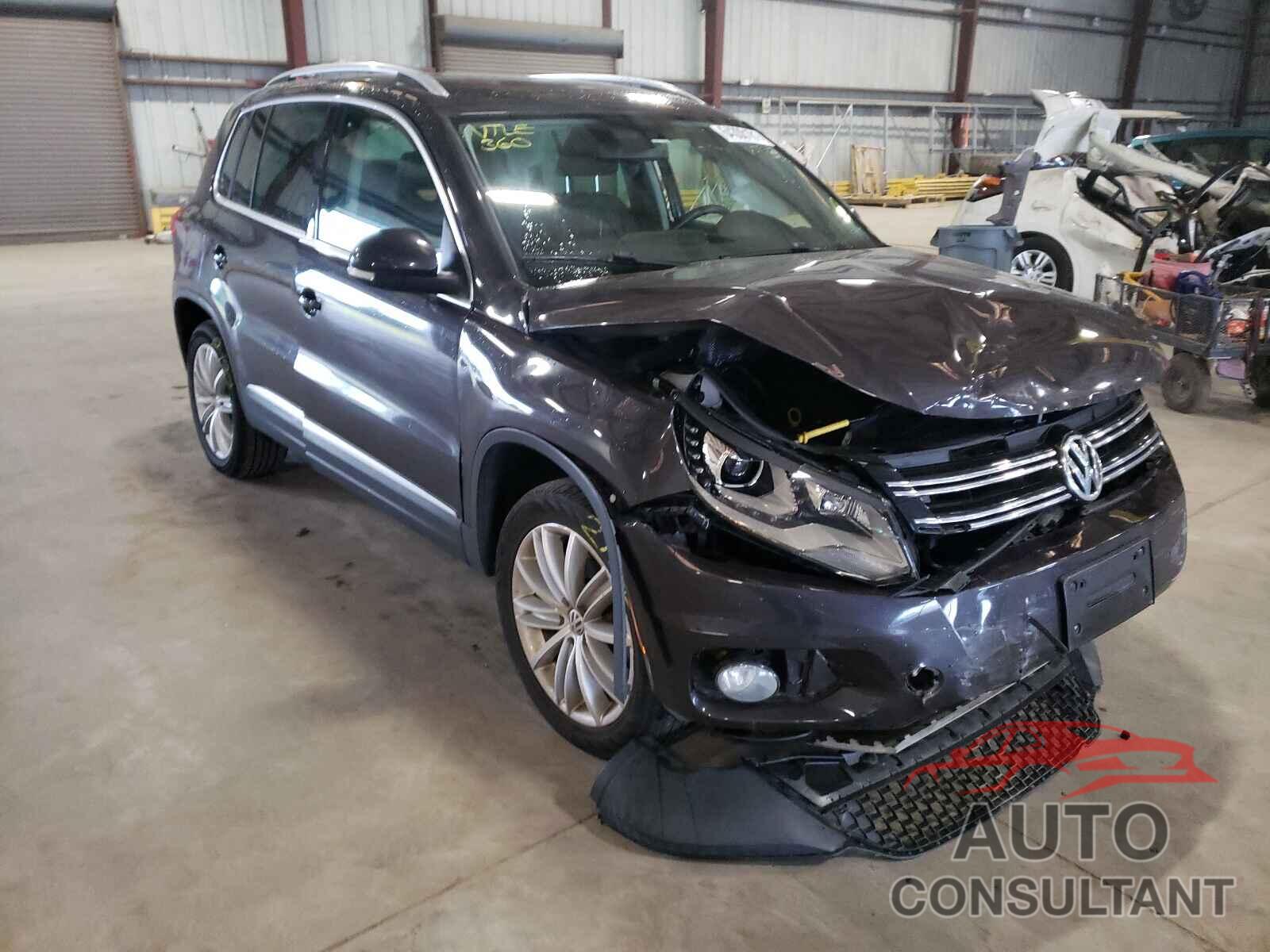 VOLKSWAGEN TIGUAN 2016 - WVGAV7AX0GW517747