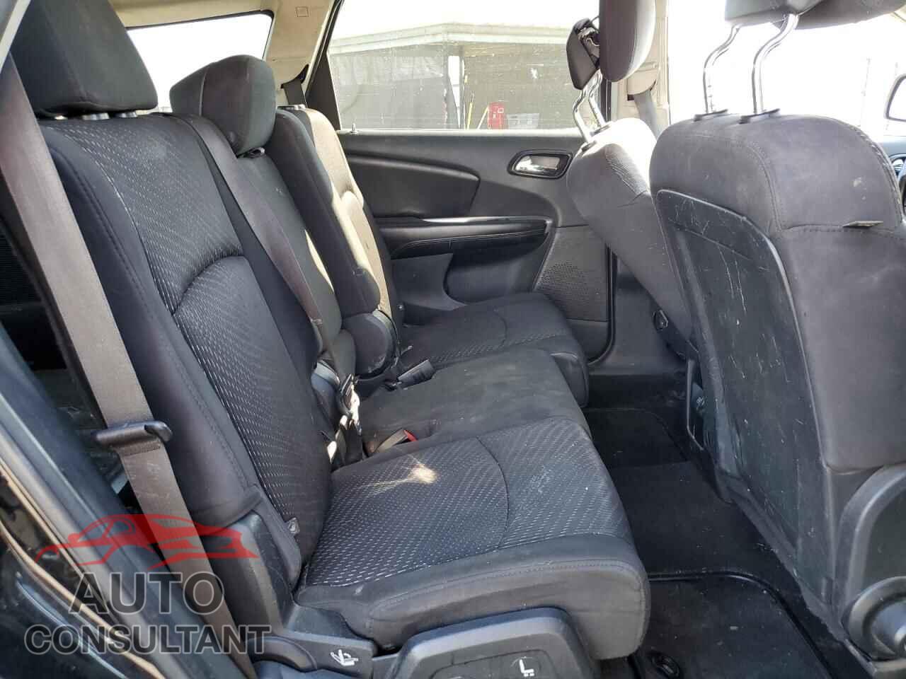 DODGE JOURNEY 2015 - 3C4PDCBB5FT547408
