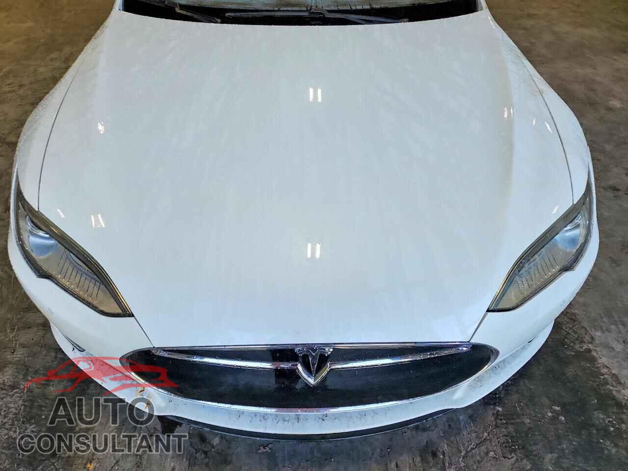TESLA MODEL S 2016 - 5YJSA1E4XGF131505