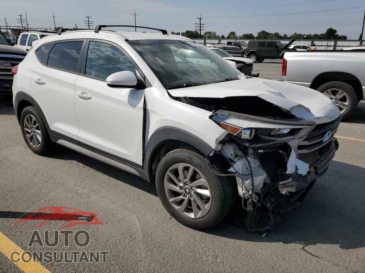 HYUNDAI TUCSON 2017 - KM8J3CA48HU460733