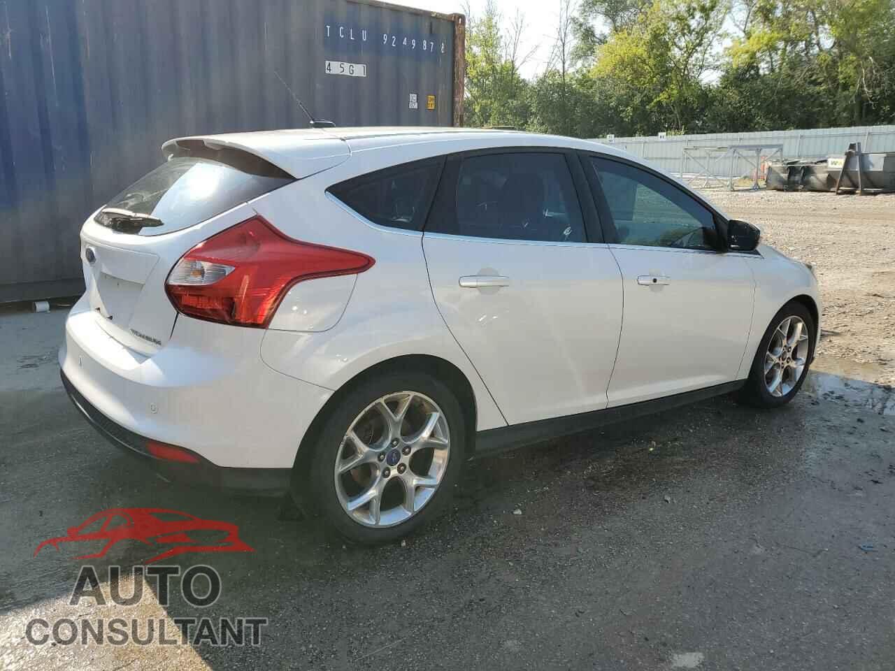 FORD FOCUS 2012 - 1FAHP3N25CL251275