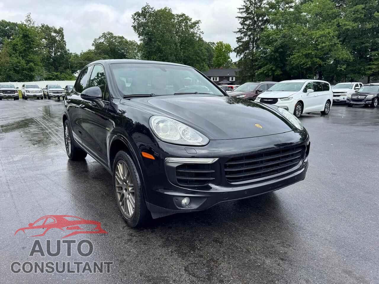 PORSCHE CAYENNE 2017 - WP1AE2A24HLA72698