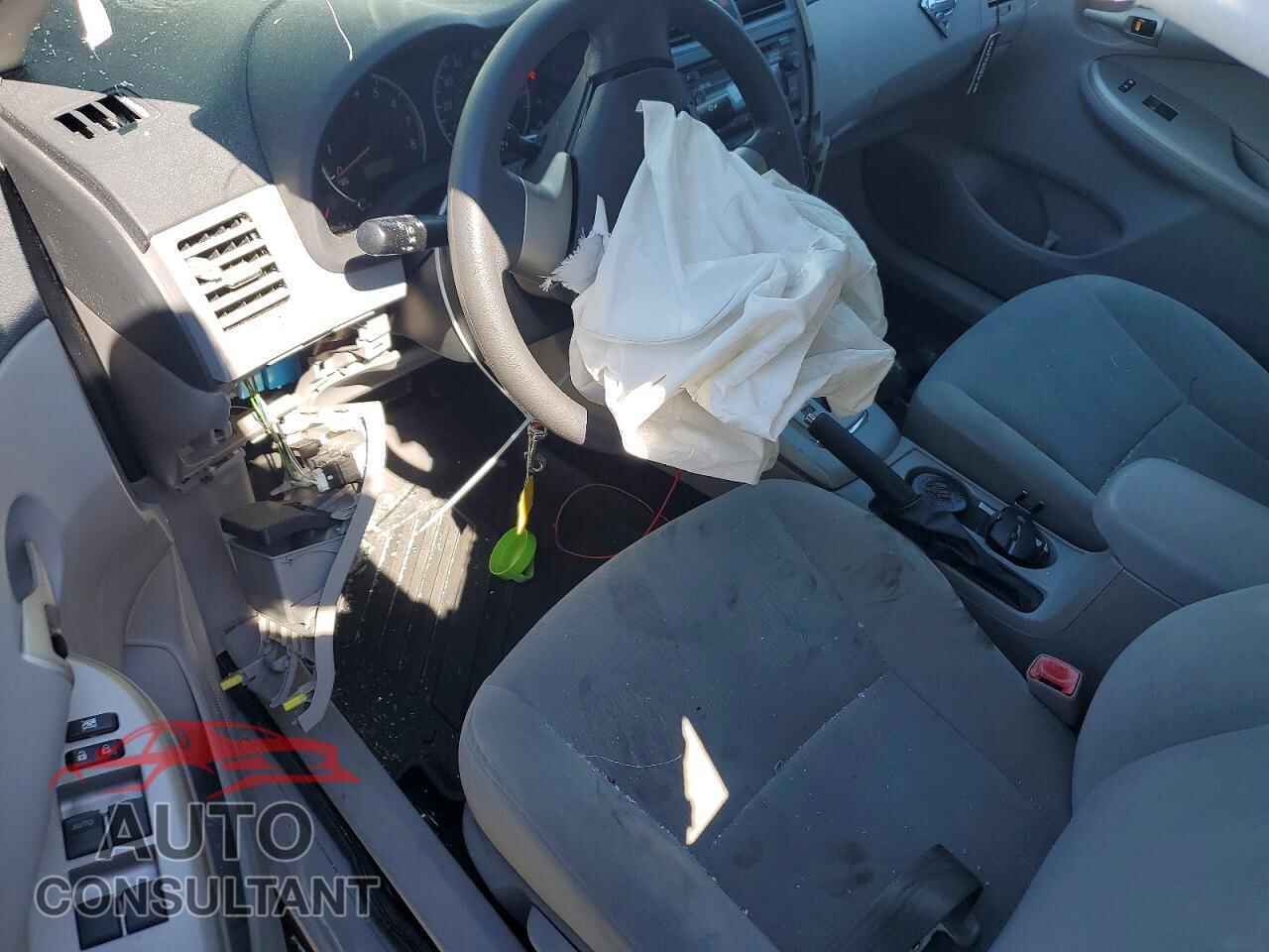 TOYOTA COROLLA 2012 - 2T1BU4EE5CC797557