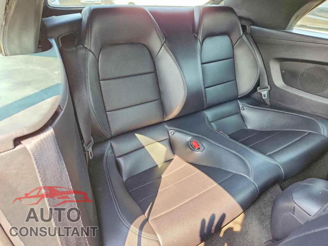 FORD MUSTANG 2015 - 1FATP8UH8F5409792