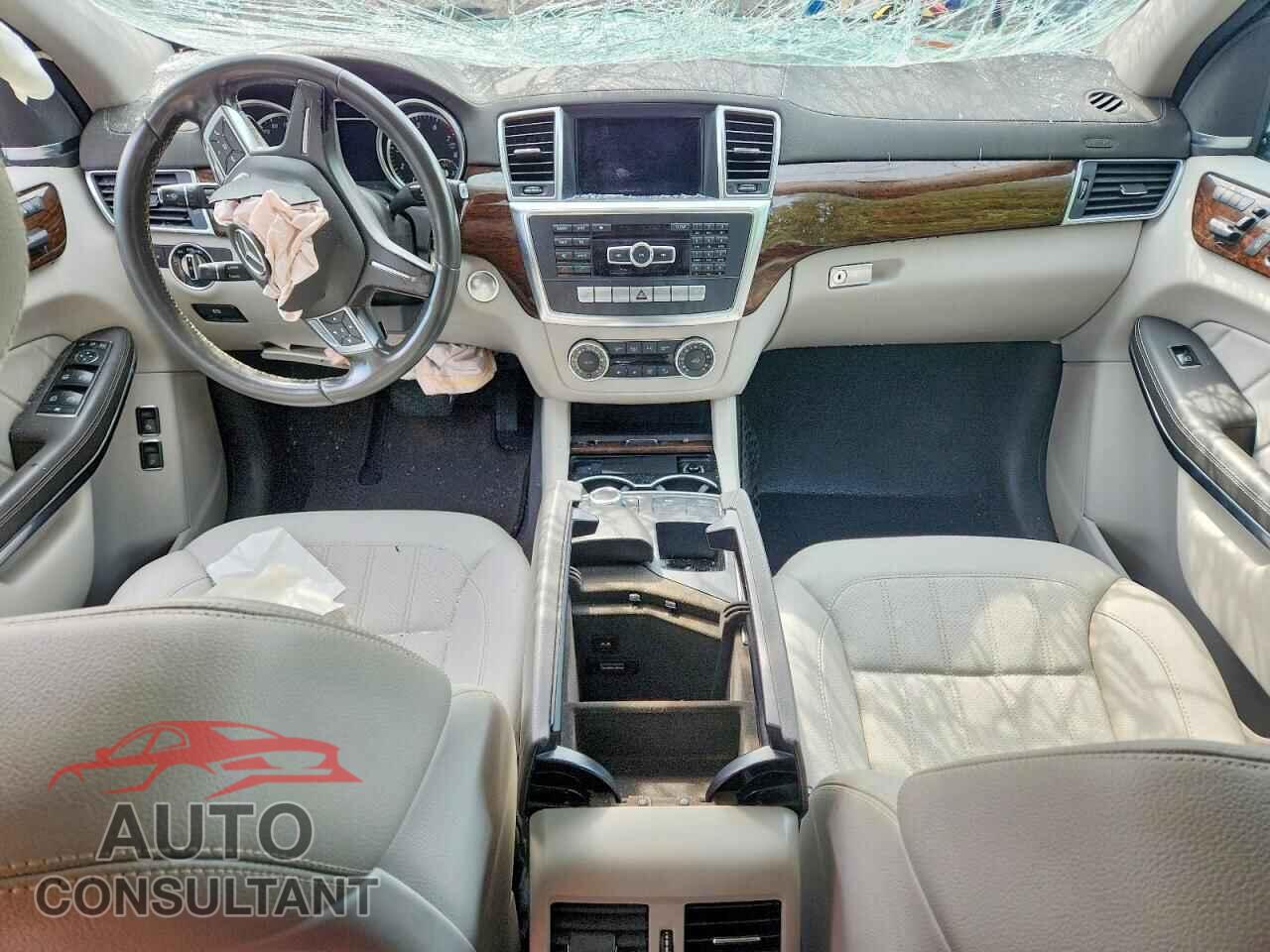 MERCEDES-BENZ GL-CLASS 2013 - 4JGDF7CE9DA263972