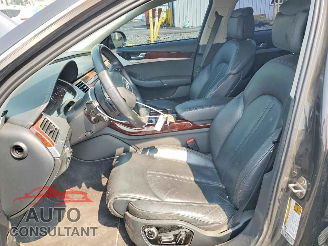 AUDI A8 2013 - WAUAGAFD0DN005754