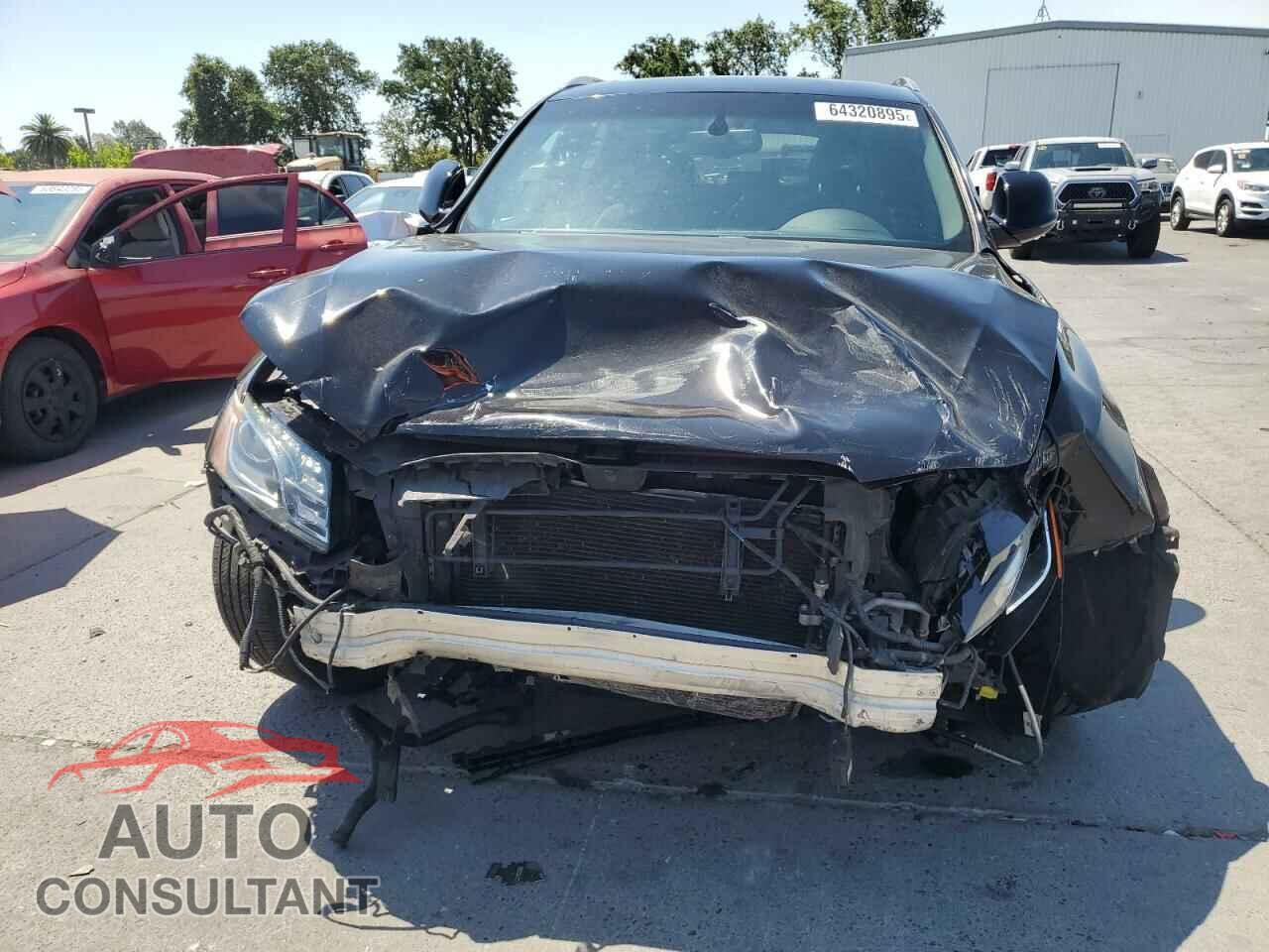 AUDI Q5 2011 - WA1DKAFP6BA048163