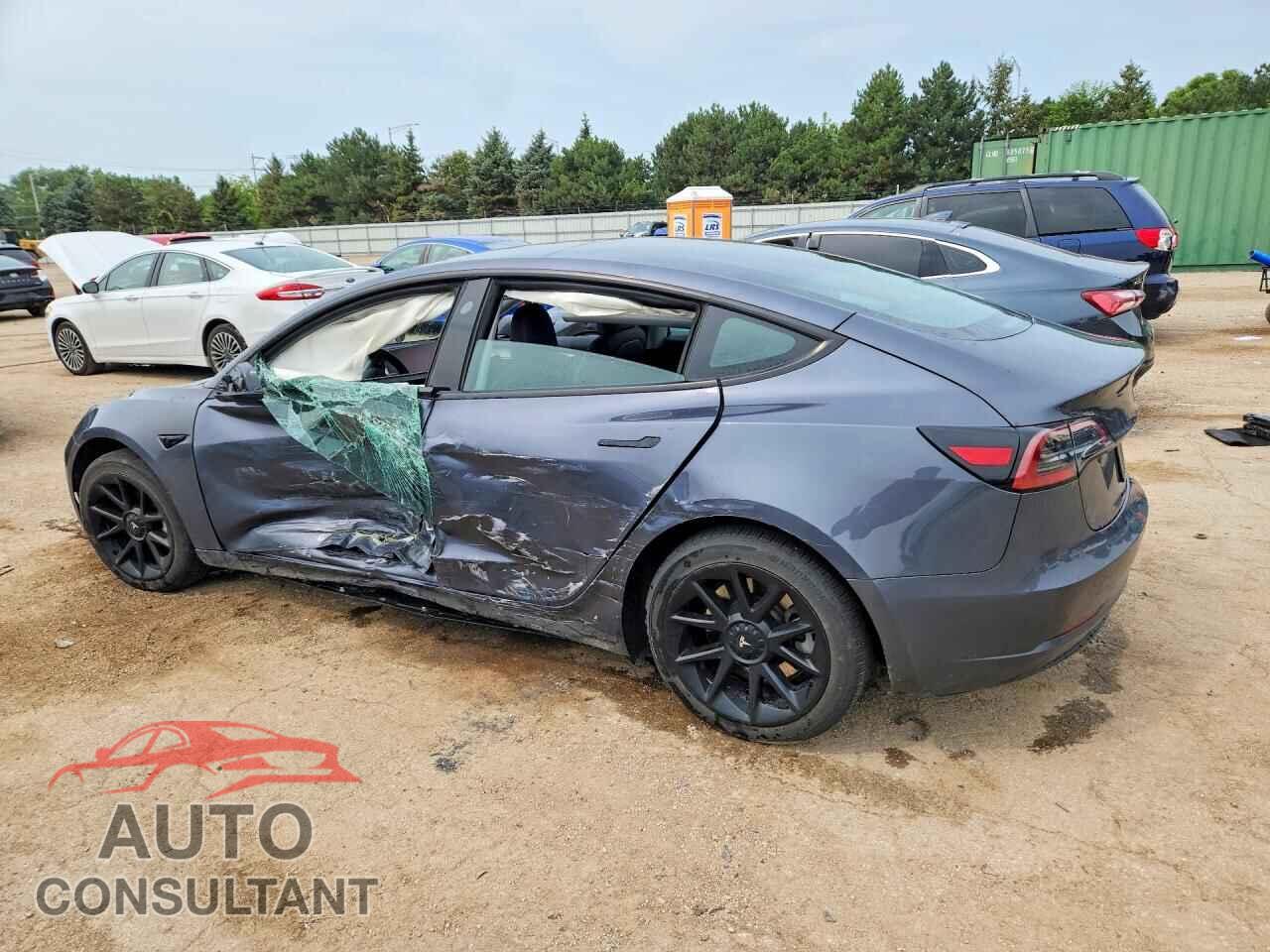 TESLA MODEL 3 2023 - 5YJ3E1EB4PF668927