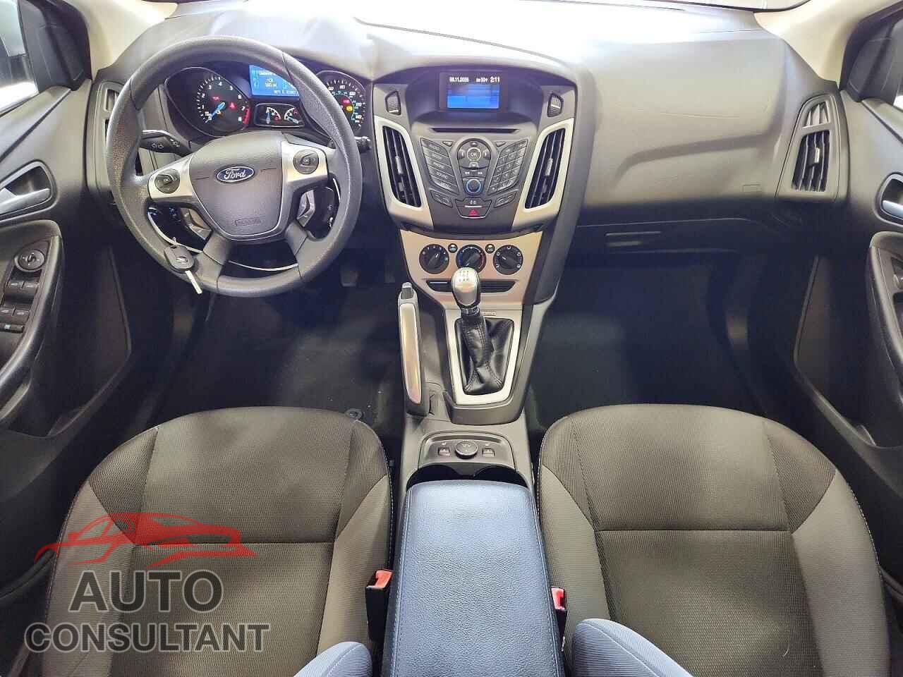 FORD FOCUS 2013 - 1FADP3K23DL318864