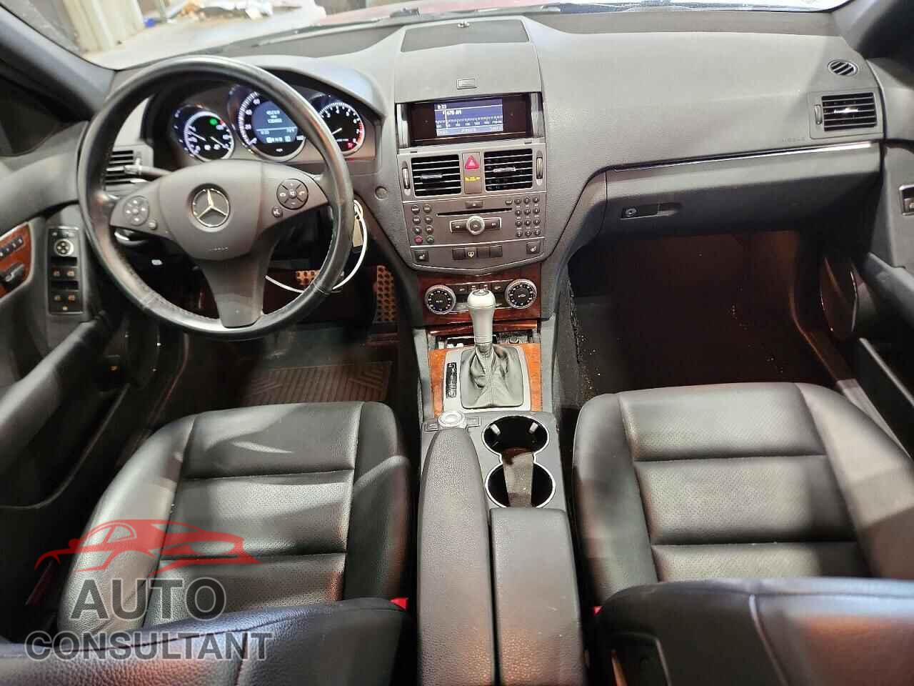 MERCEDES-BENZ C-CLASS 2011 - WDDGF8BB9BR185518