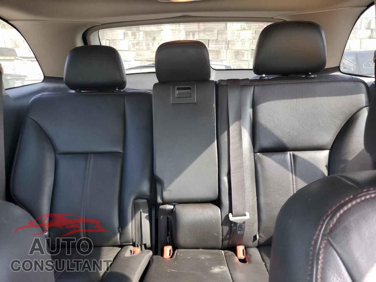 FORD EDGE 2011 - 2FMDK3JC2BBB02886