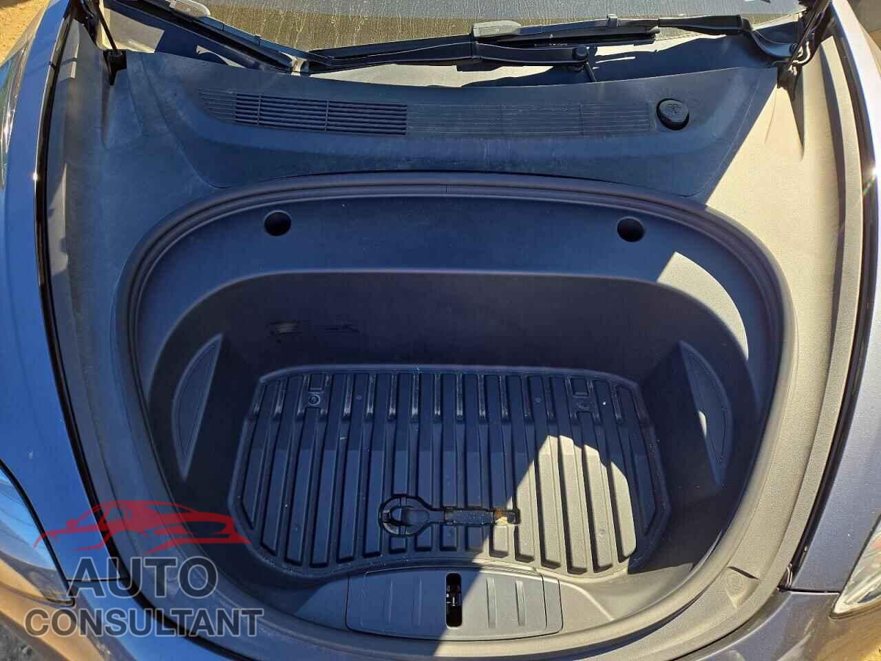 TESLA MODEL 3 2023 - 5YJ3E1EB9PF679826