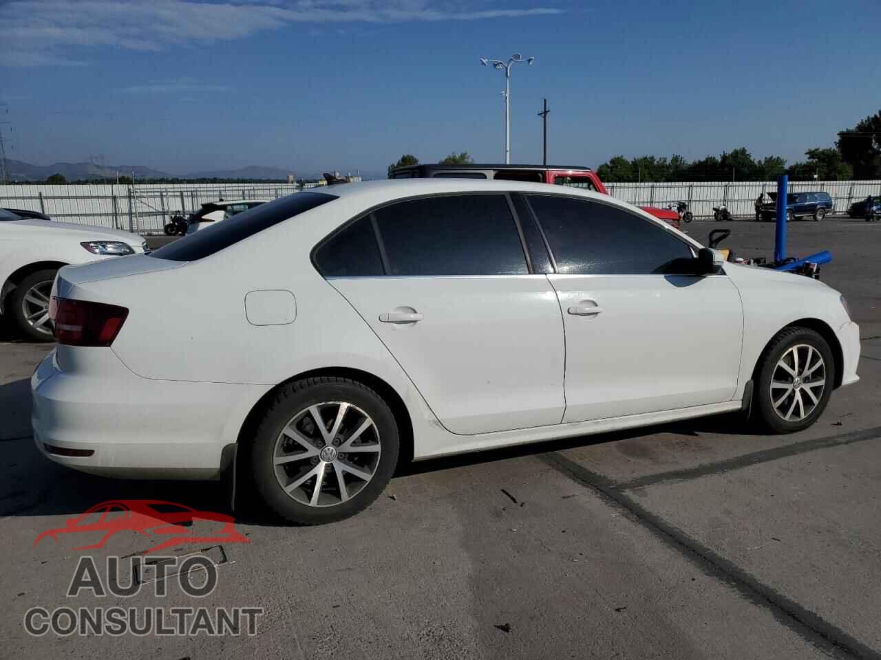 VOLKSWAGEN JETTA 2017 - 3VWDB7AJ4HM384429