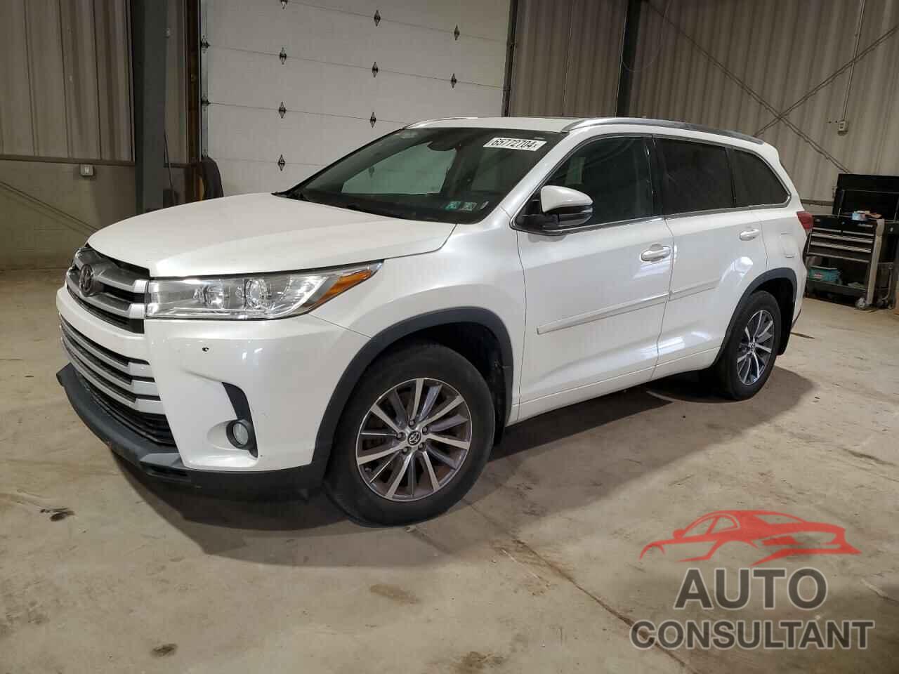 TOYOTA HIGHLANDER 2017 - 5TDJZRFH7HS369135