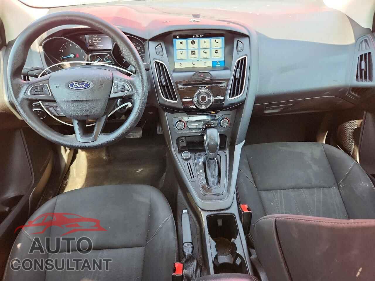 FORD FOCUS 2017 - 1FADP3H23HL264429