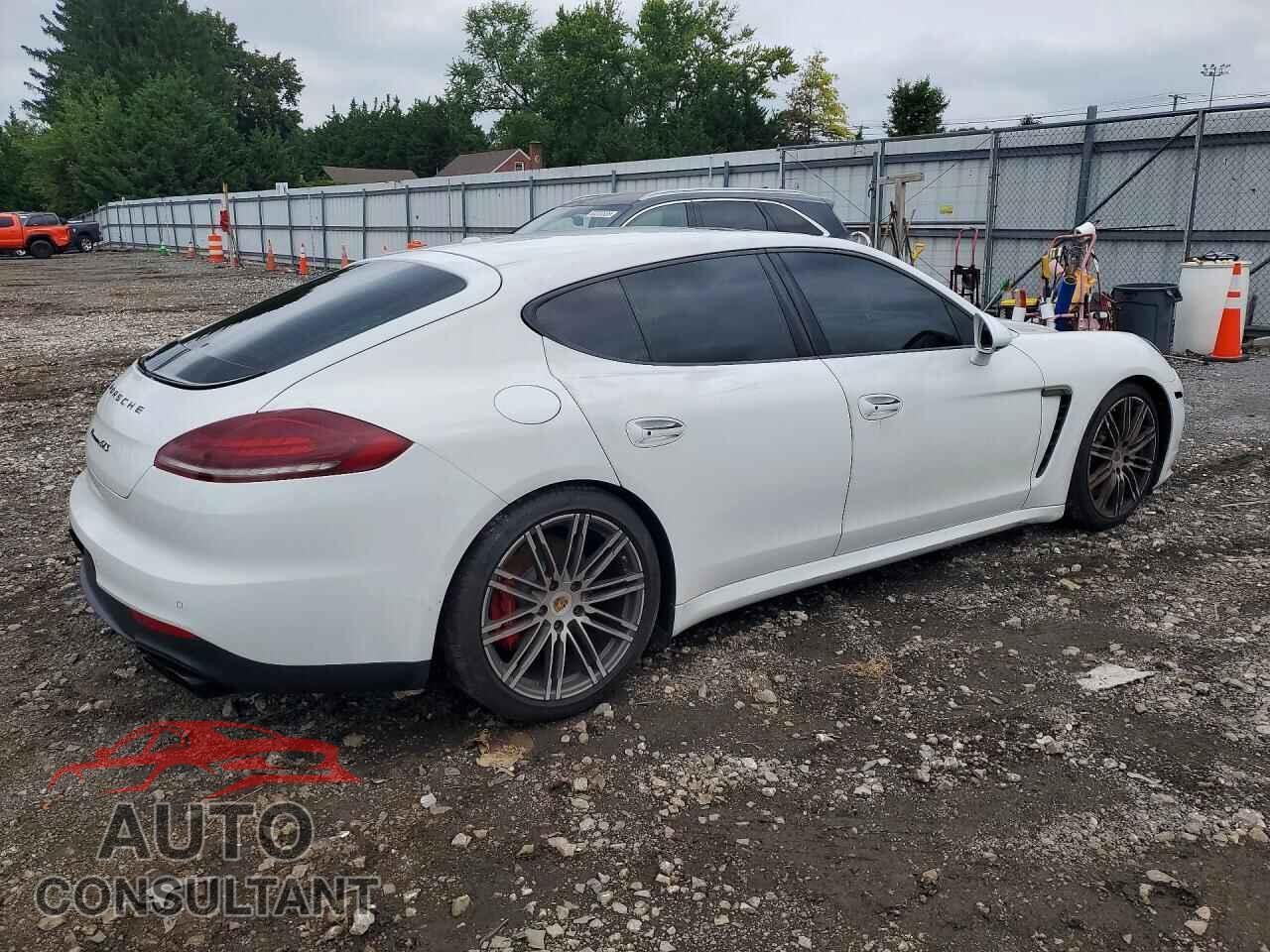 PORSCHE PANAMERA 2015 - WP0AF2A73FL080802