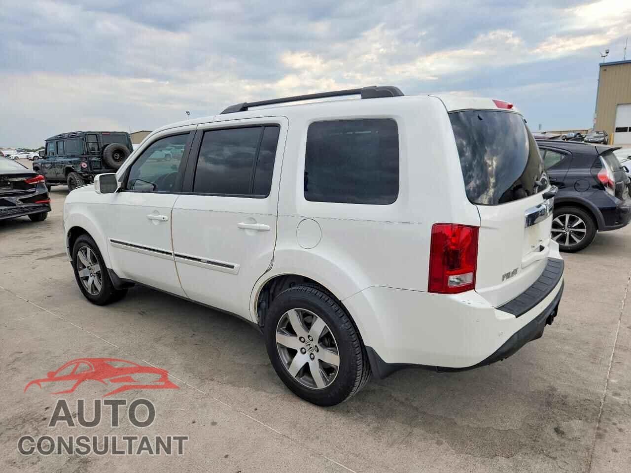 HONDA PILOT 2013 - 5FNYF4H93DB070546