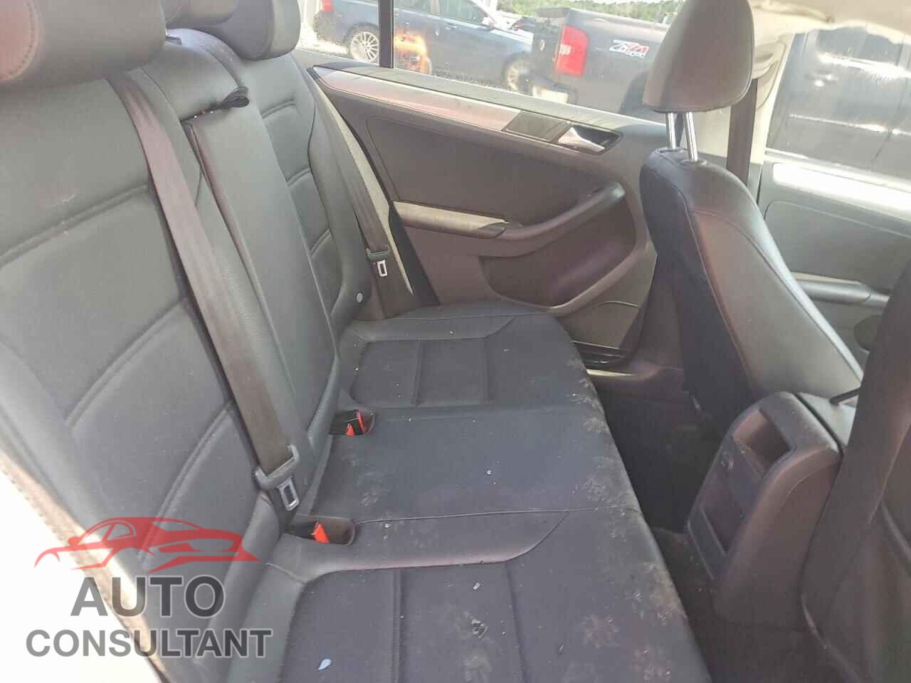 VOLKSWAGEN JETTA 2017 - 3VWDB7AJ9HM322007