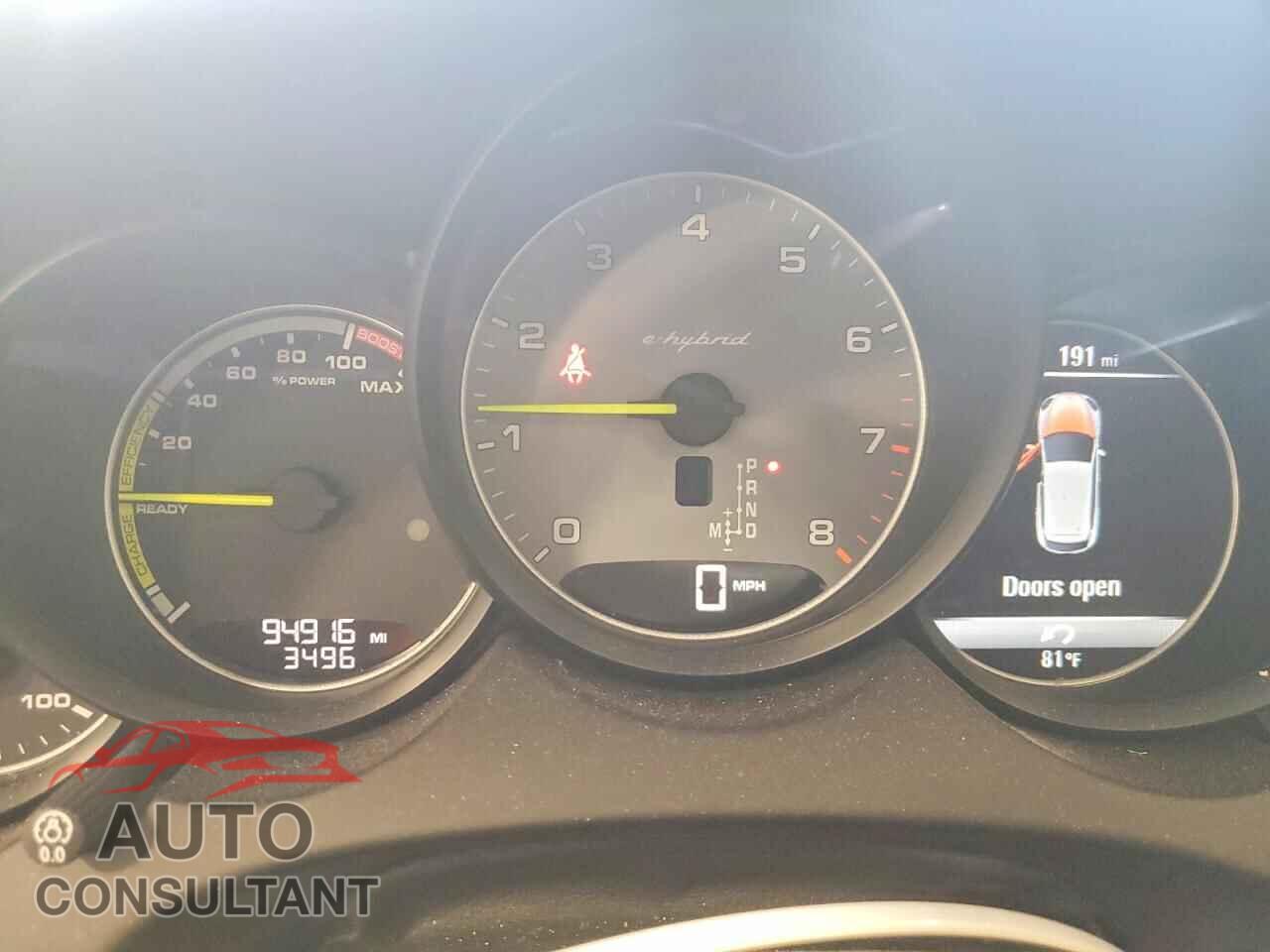 PORSCHE CAYENNE 2017 - WP1AE2A29HLA70641