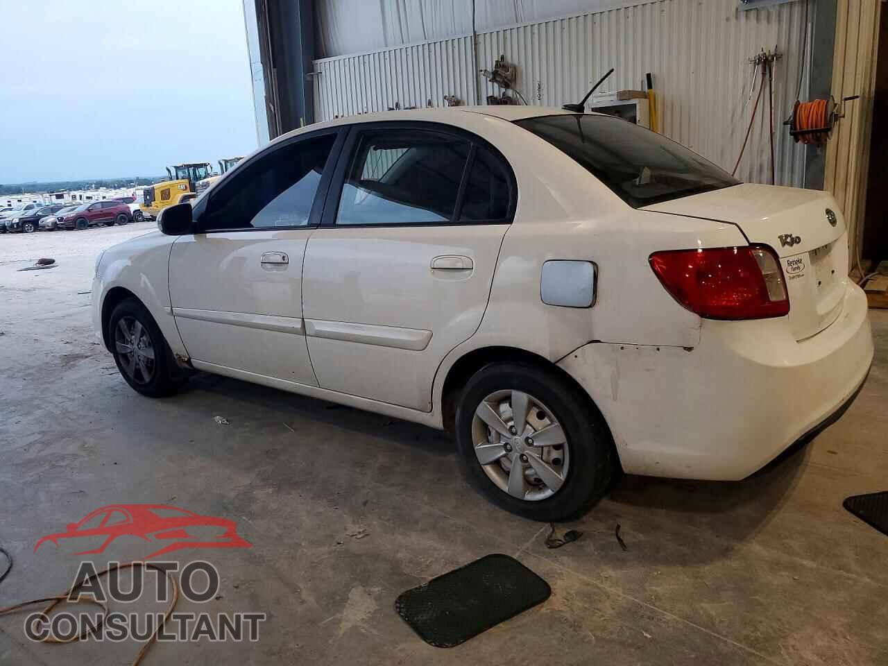 KIA RIO 2010 - KNADH4A32A6643438