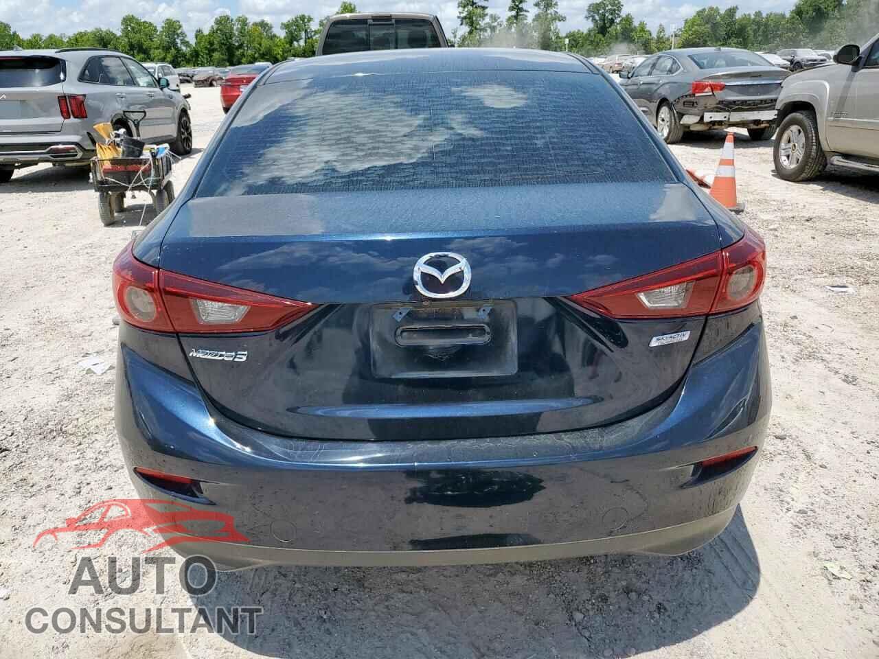 MAZDA 3 2017 - 3MZBN1U70HM115792