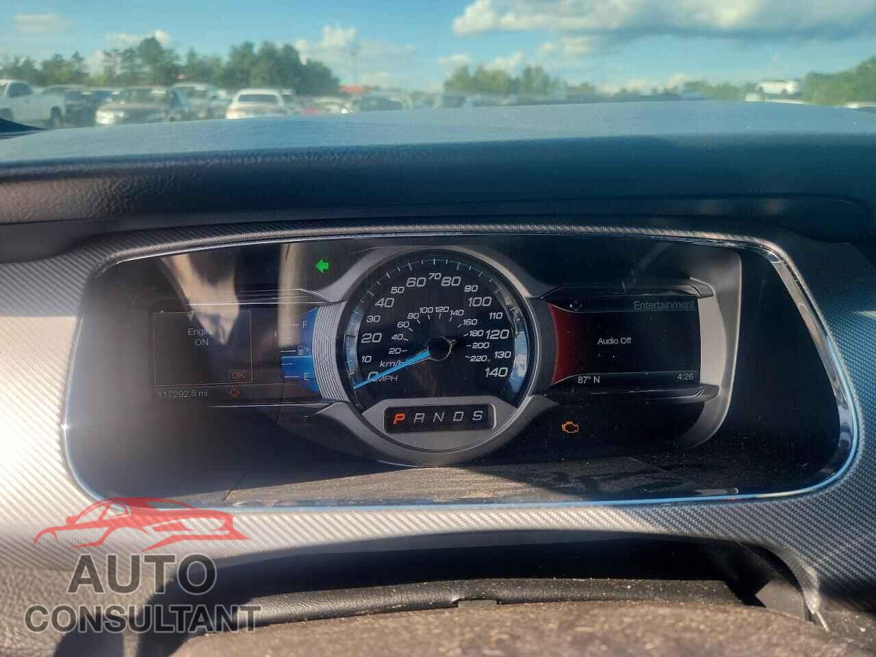 FORD TAURUS 2015 - 1FAHP2KT1FG181536