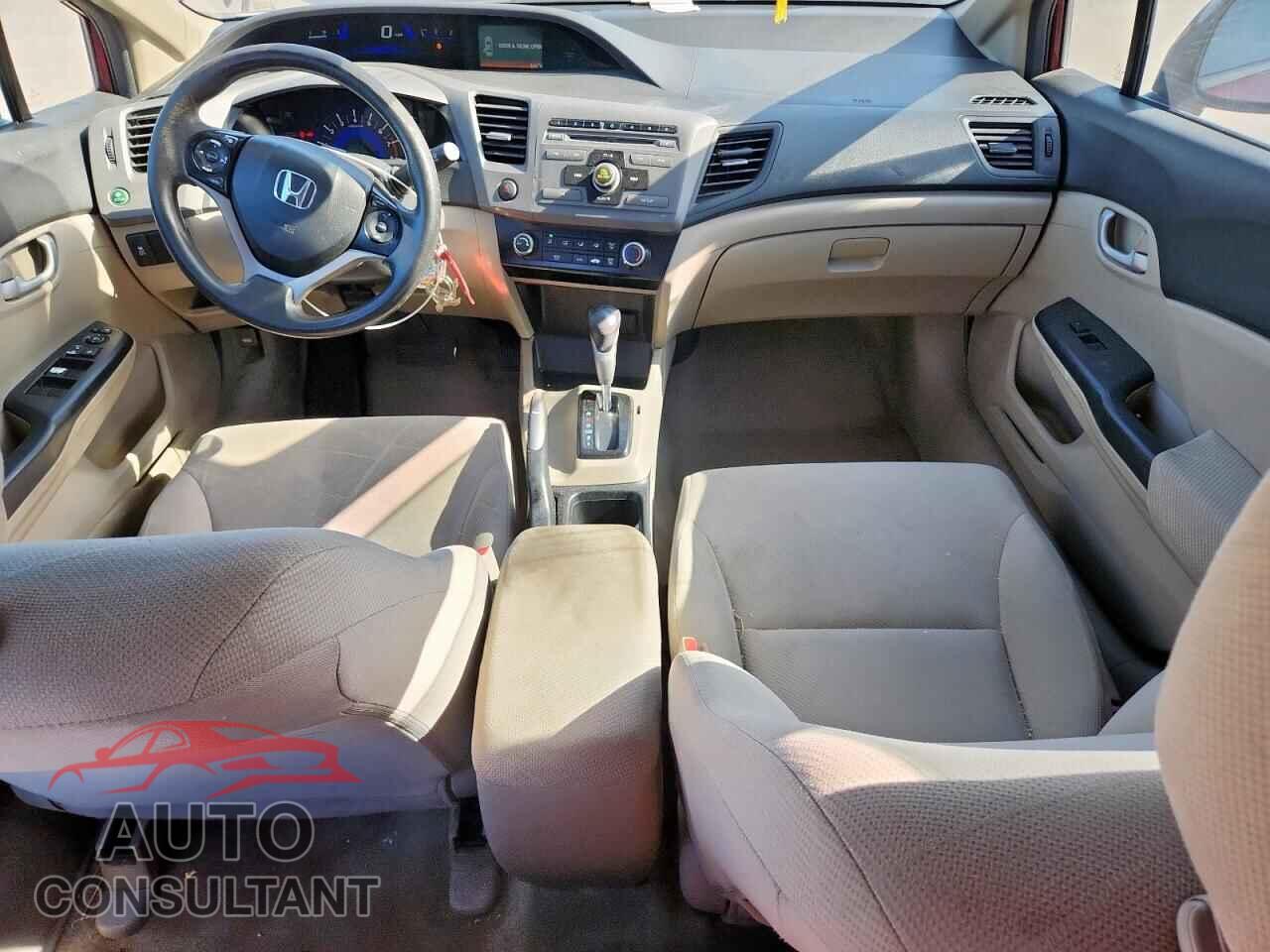 HONDA CIVIC 2012 - 2HGFB2F51CH596448