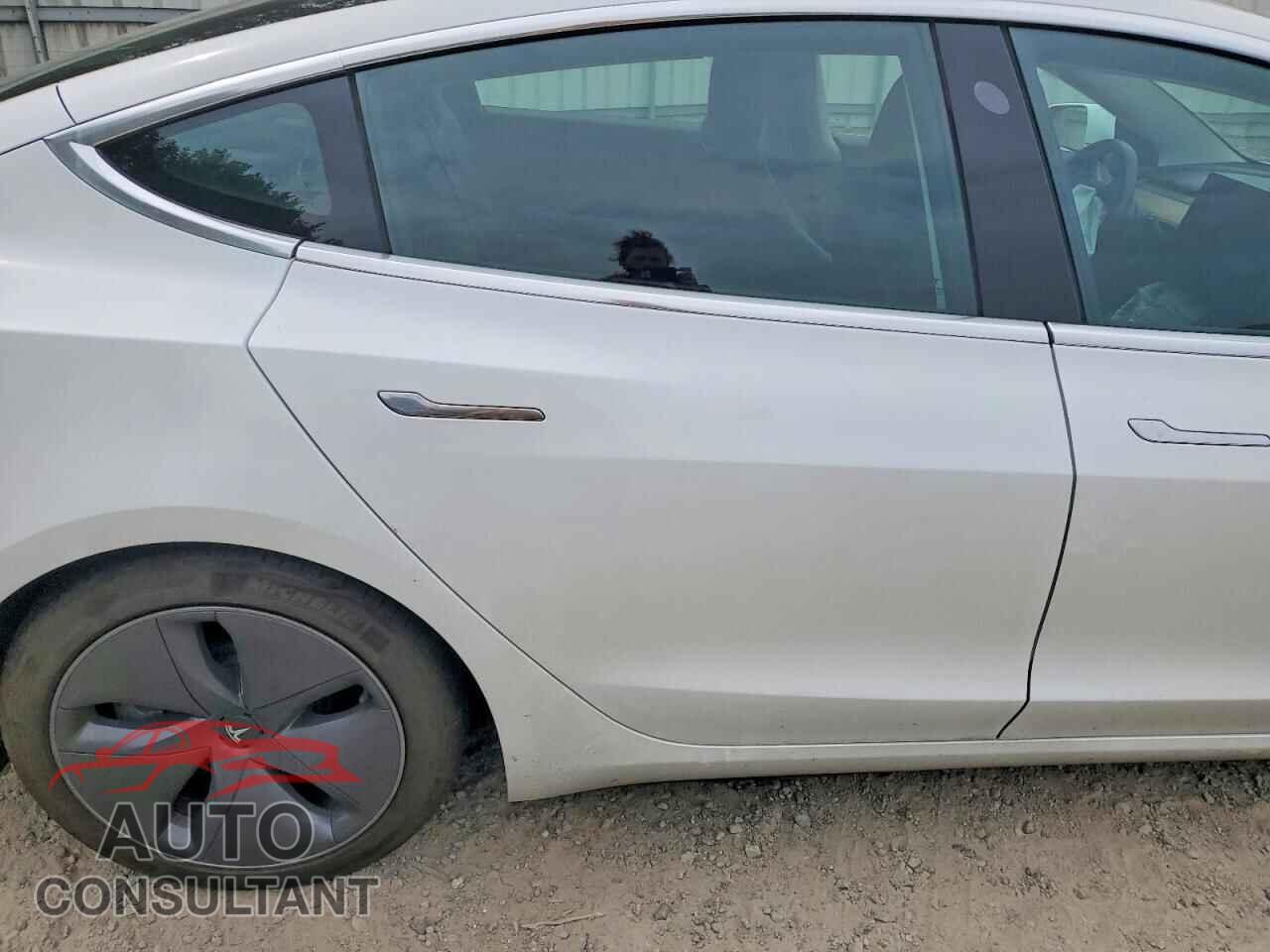 TESLA MODEL 3 2019 - 5YJ3E1EA3KF314042