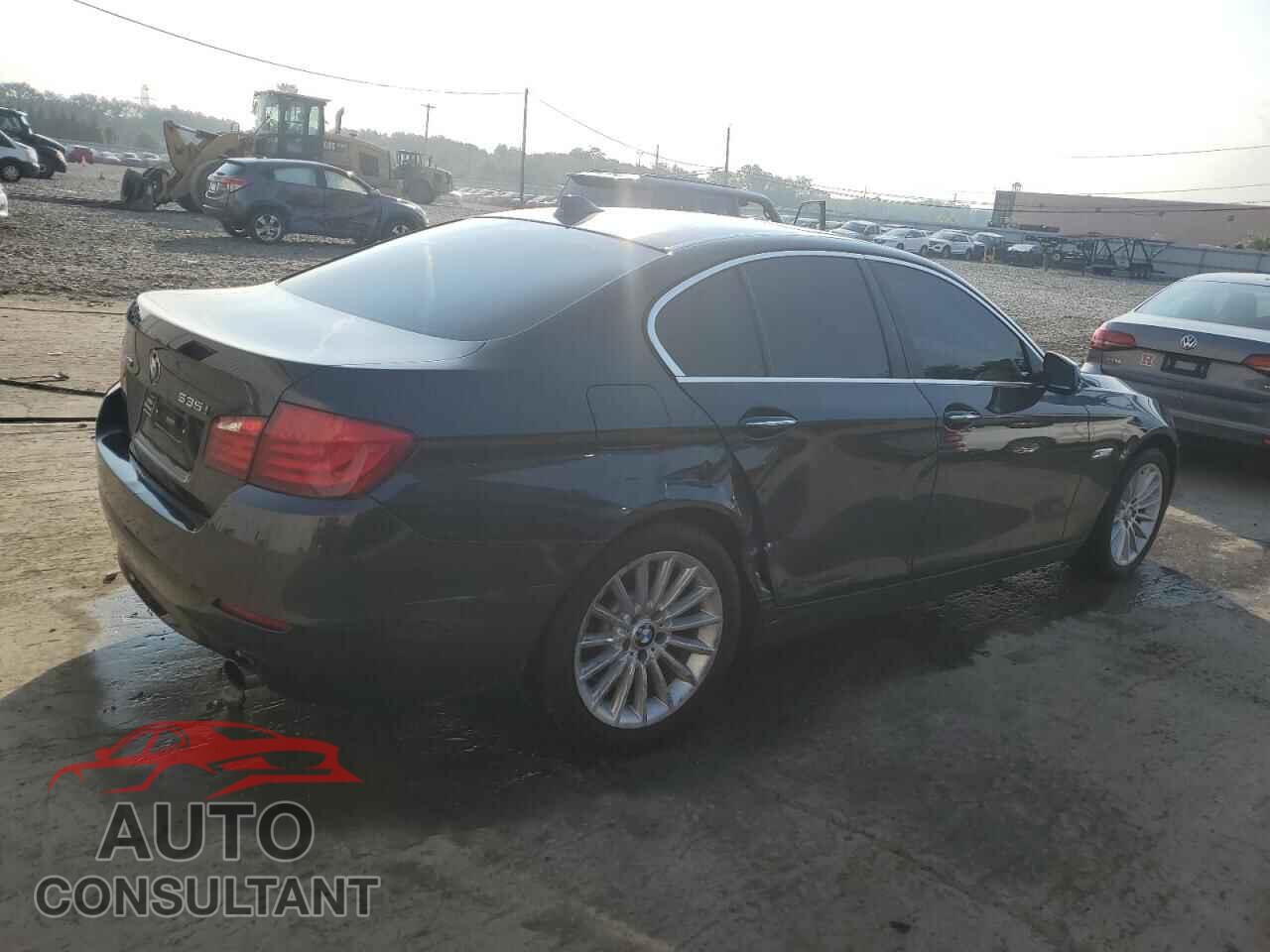 BMW 5 SERIES 2013 - WBAFU7C56DDU73444