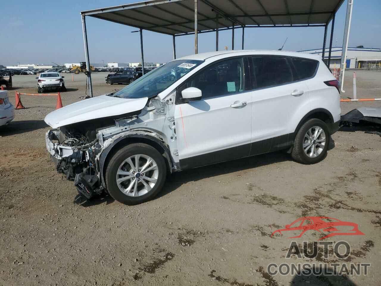 FORD ESCAPE 2019 - 1FMCU0GD5KUA35781