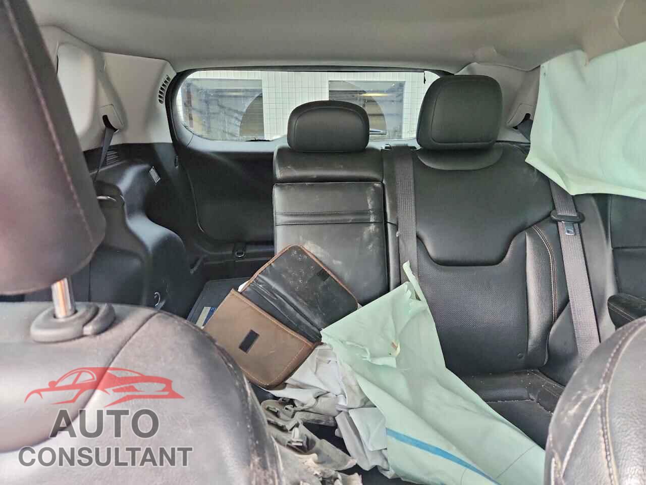 JEEP COMPASS 2018 - 3C4NJDCB2JT365744