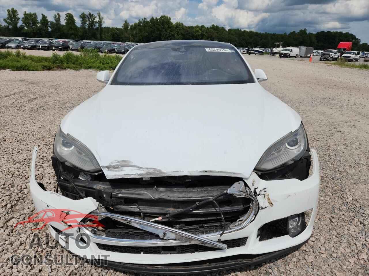 TESLA MODEL S 2015 - 5YJSA1E2XFF109467
