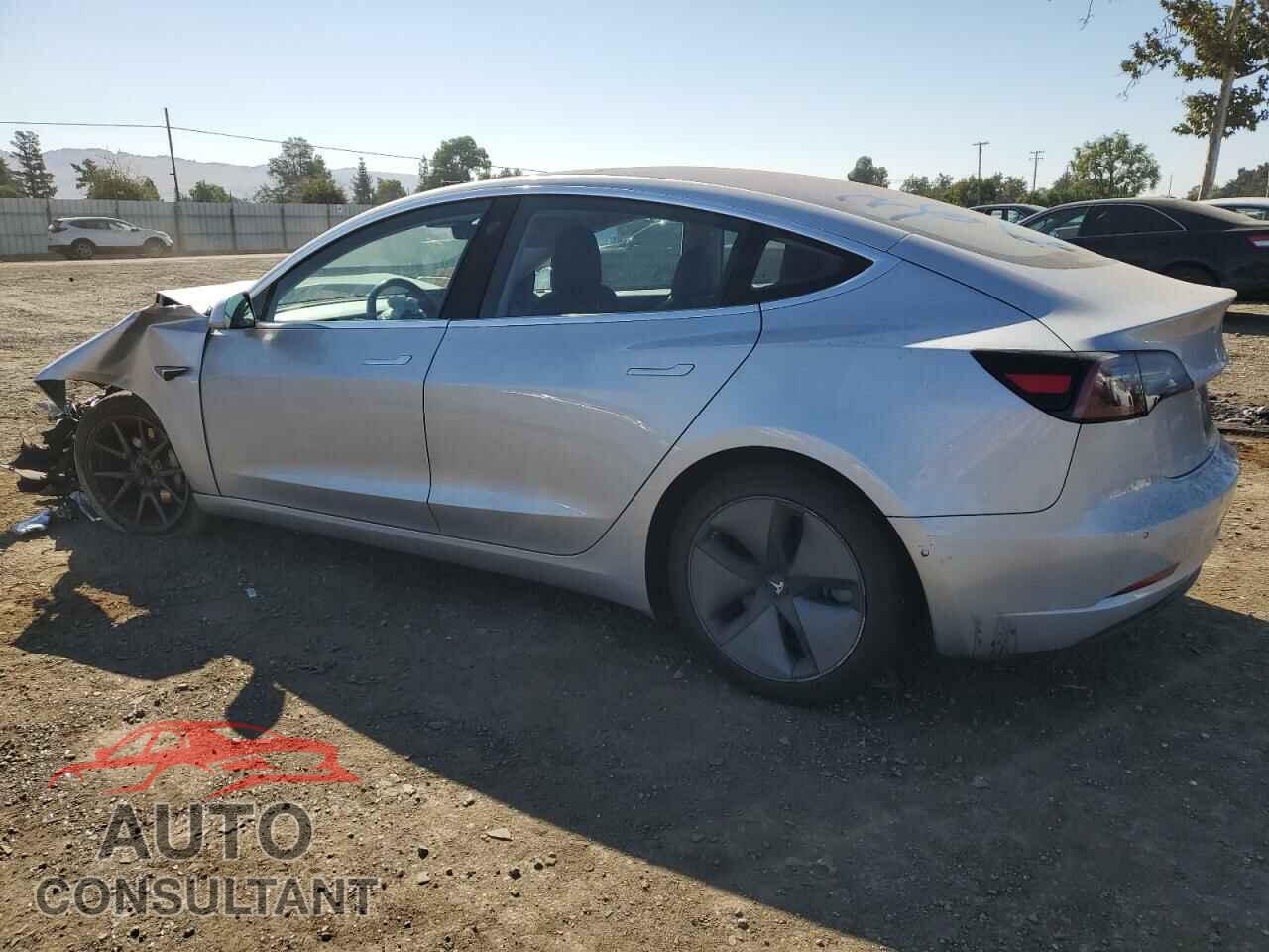 TESLA MODEL 3 2018 - 5YJ3E1EA8JF038200