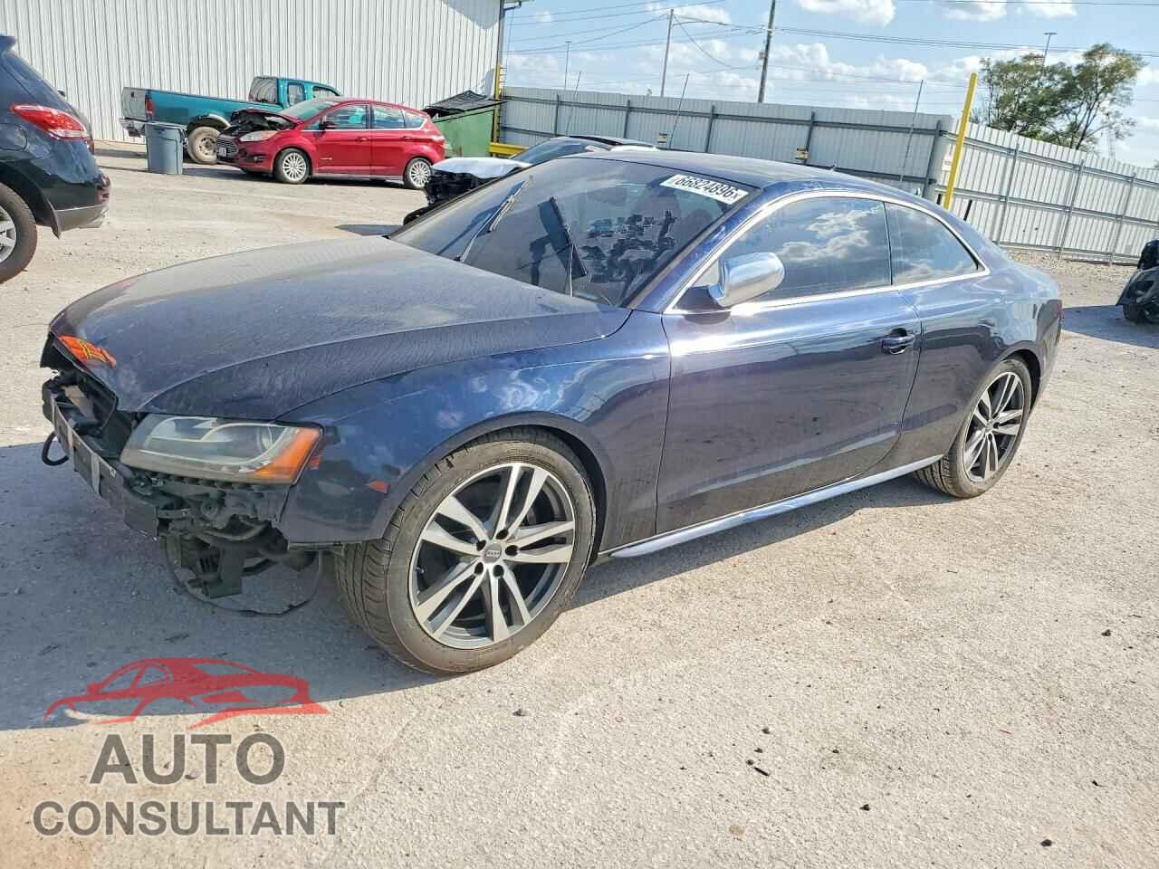 AUDI S5/RS5 2010 - WAUGVAFR2AA053643