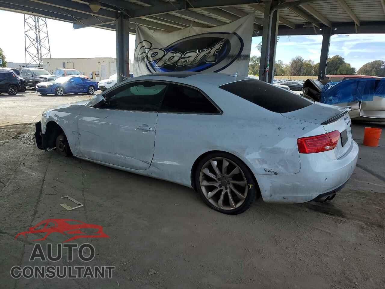 AUDI A5 2013 - WAULFAFR0DA026120