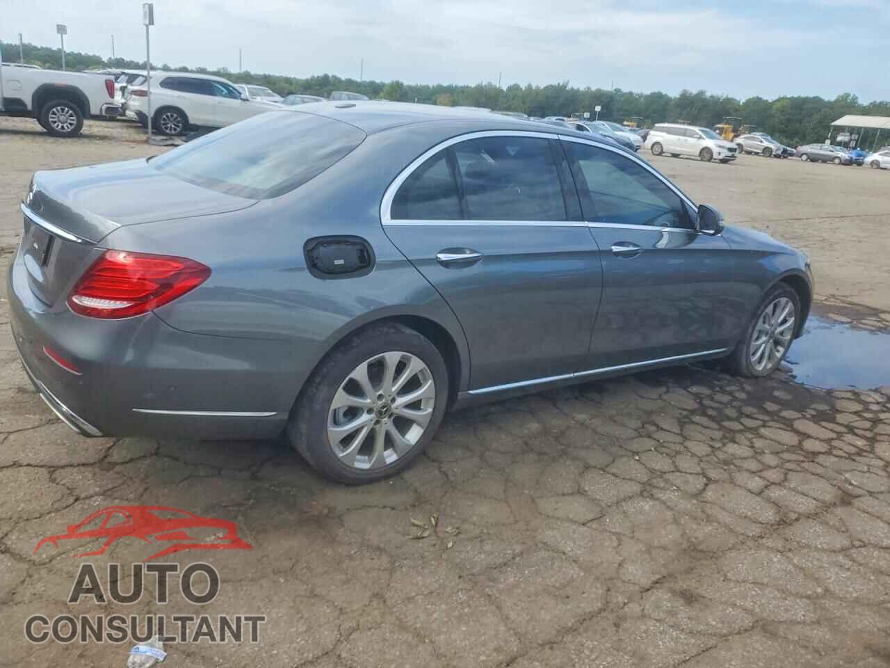 MERCEDES-BENZ E-CLASS 2017 - WDDZF4JB9HA241872