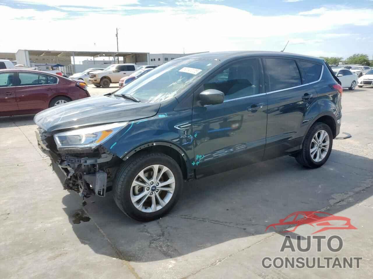 FORD ESCAPE 2019 - 1FMCU0GD3KUB34549