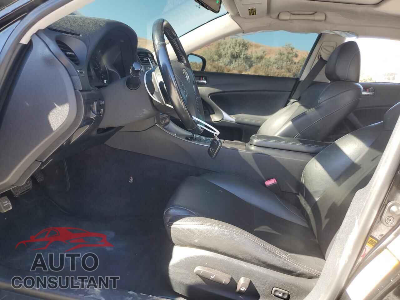 LEXUS IS 2009 - JTHBK262X92090345