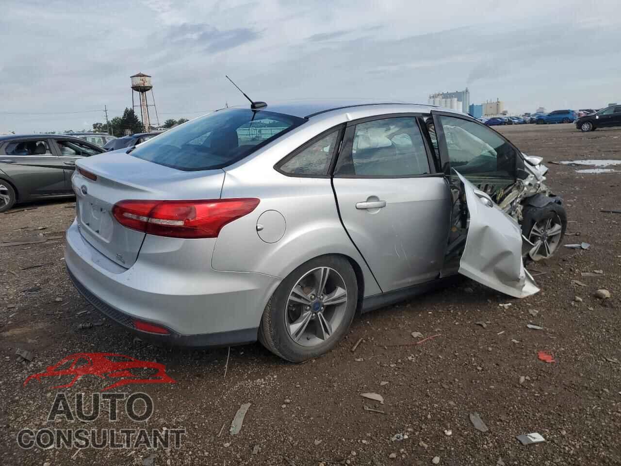 FORD FOCUS 2018 - 1FADP3FE0JL257456